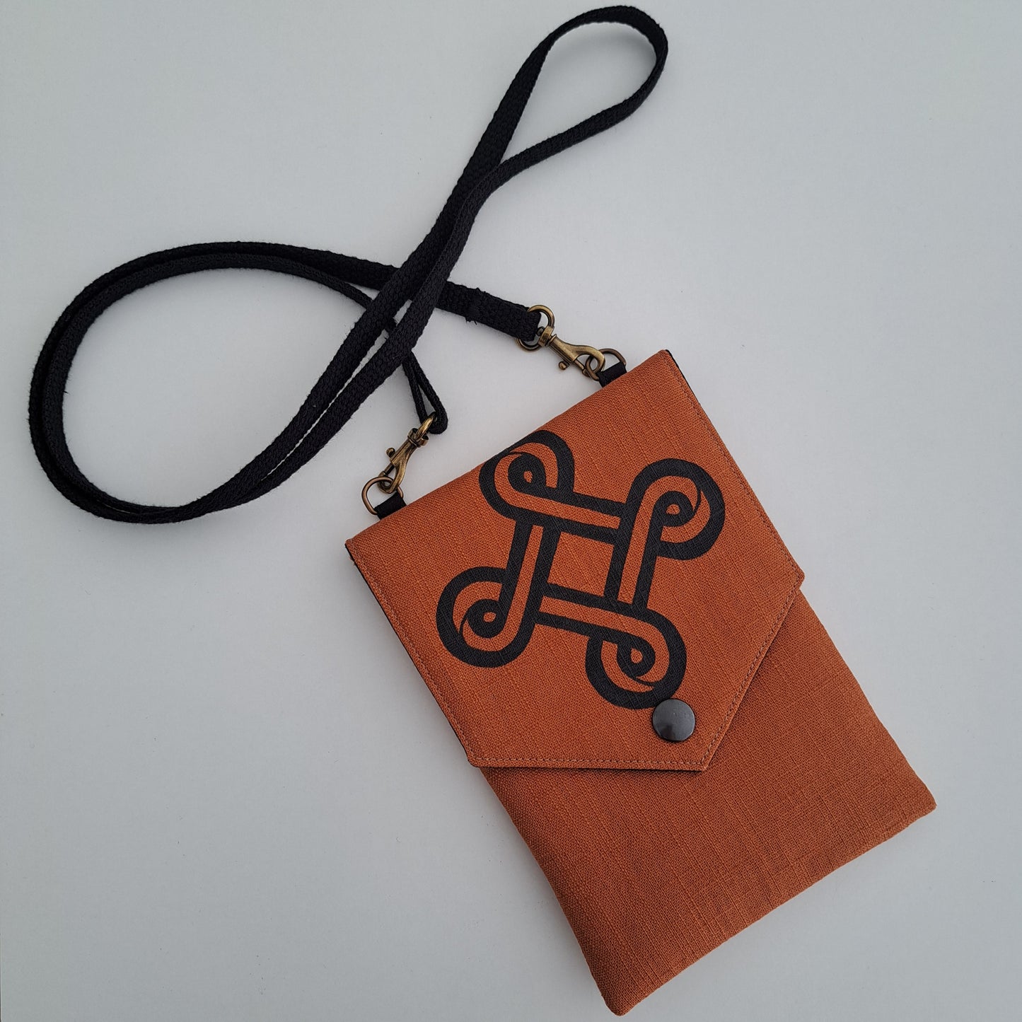 Looped square phone purse